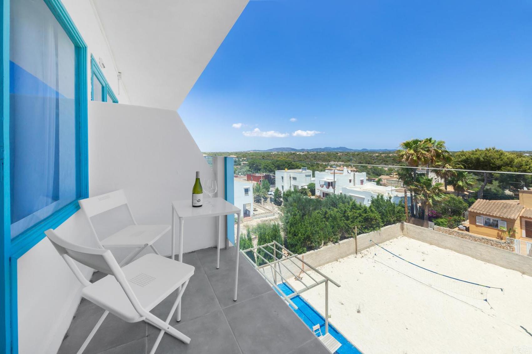 Hostal Cala Llombards Pensión